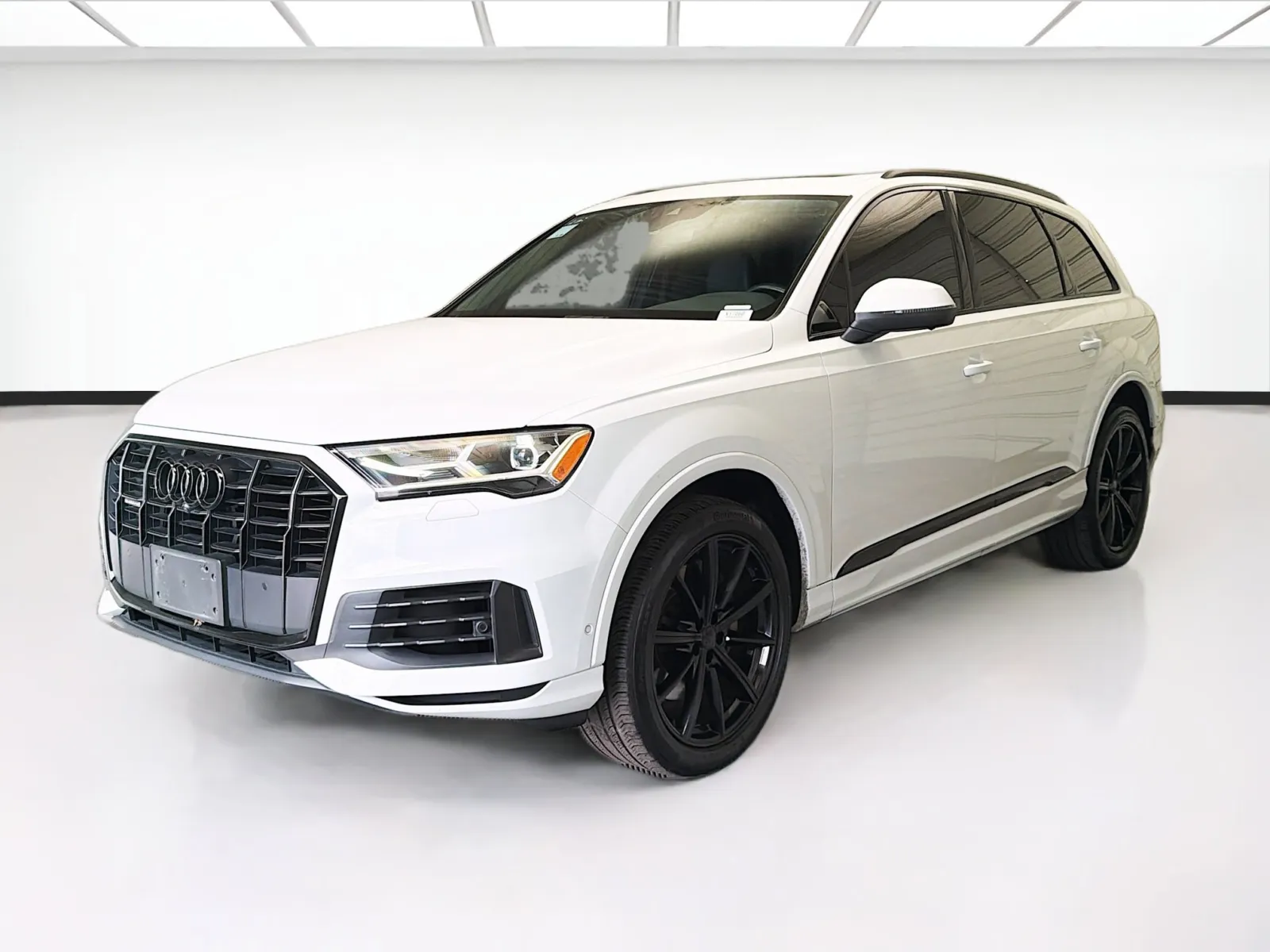 White 2021 Audi Q7 55 Premium Plus & BLACK OPTIC PACKAGES quattro for sale in Montclair, CA