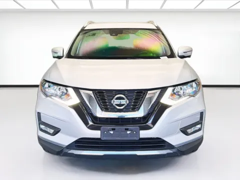 Photos of 2017 Nissan Rogue SL for sale in Montclair, CA at STG Montclair