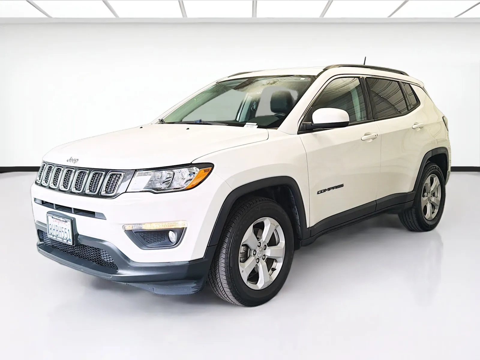 White 2018 Jeep Compass Latitude for sale in Montclair, CA