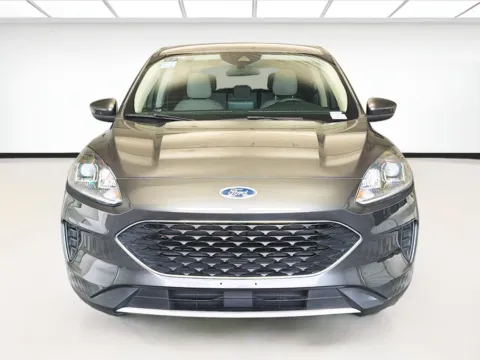 Photos of 2020 Ford Escape SE for sale in Montclair, CA at STG Montclair