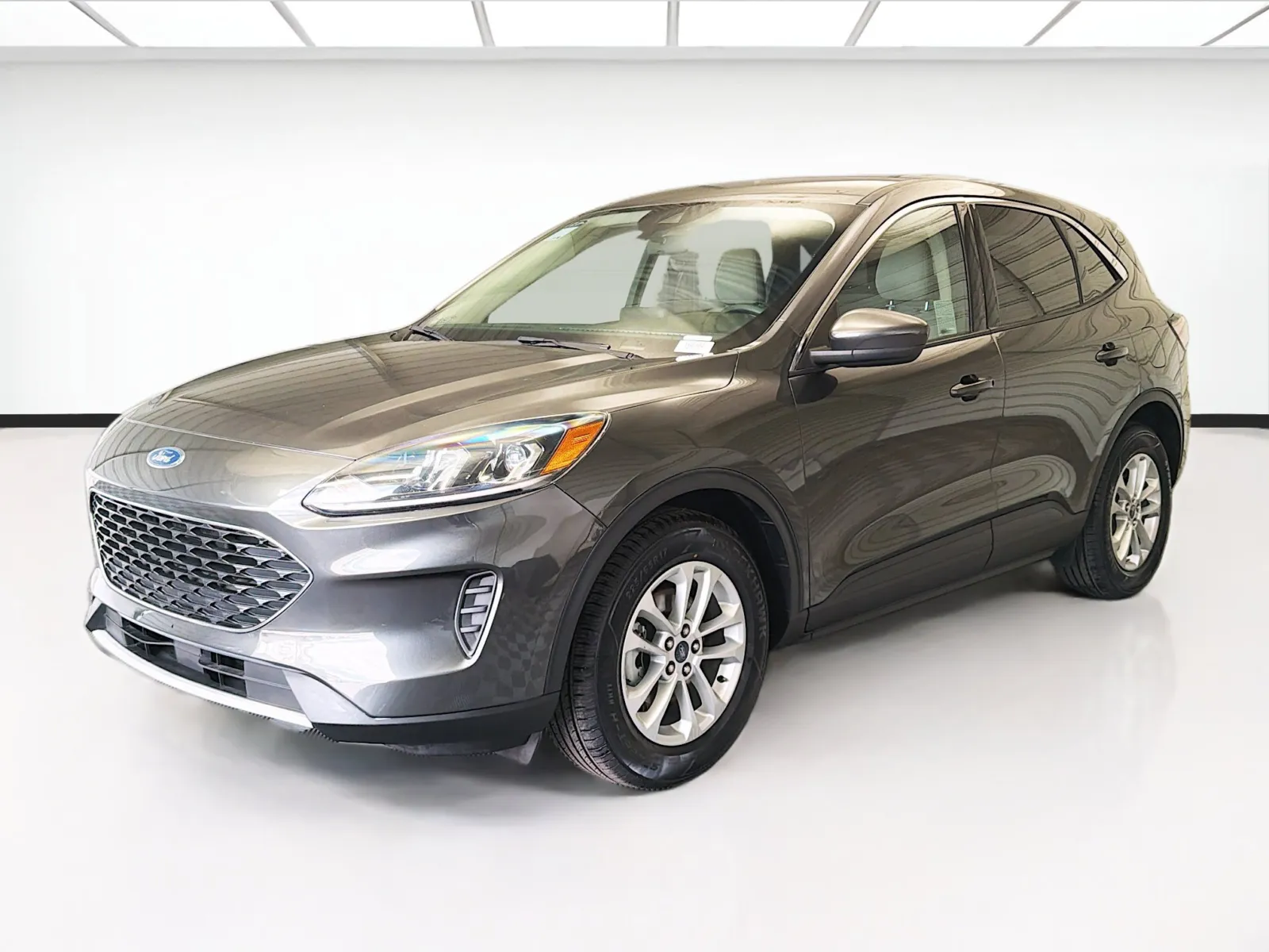 Gray 2020 Ford Escape SE for sale in Montclair, CA