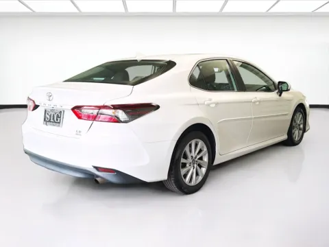 More photos of 2021 Toyota Camry LE at STG Montclair, CA