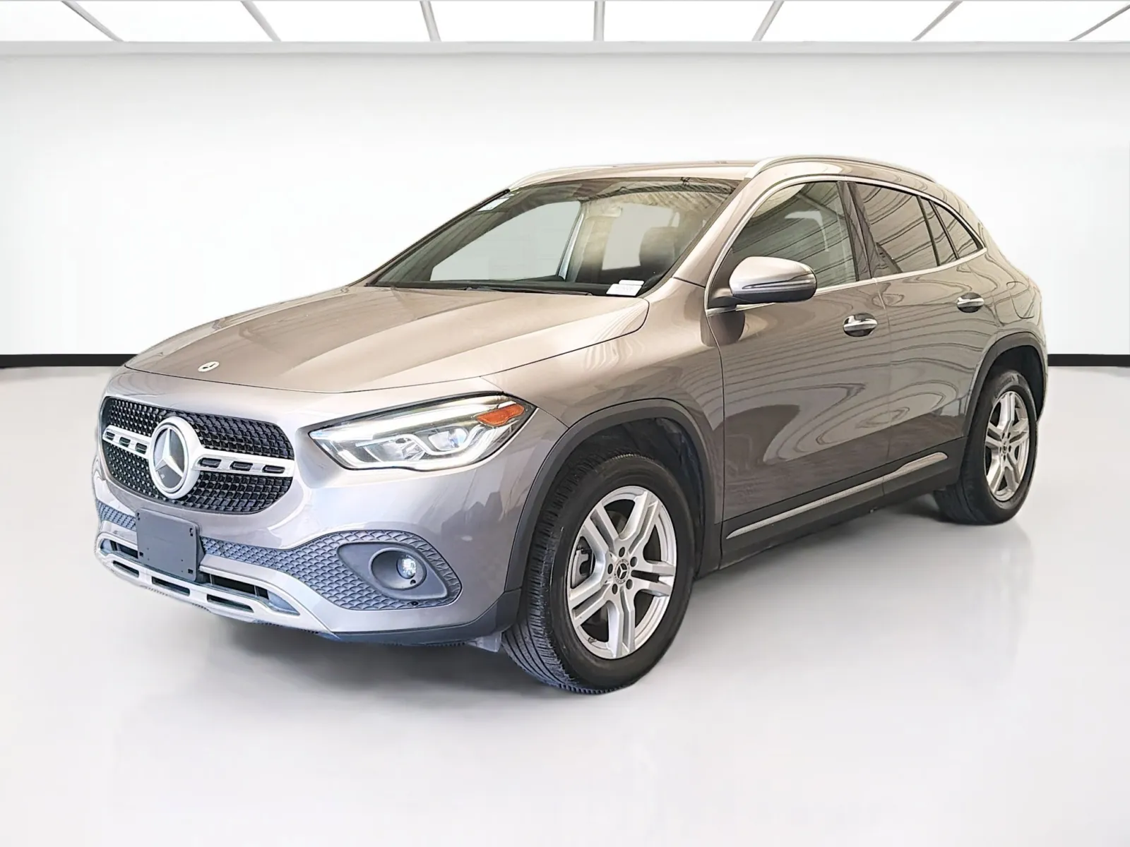 Gray 2023 Mercedes-Benz GLA 250 w/Premium Package for sale in Montclair, CA