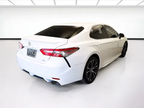 More photos of 2018 Toyota Camry SE at STG Montclair, CA