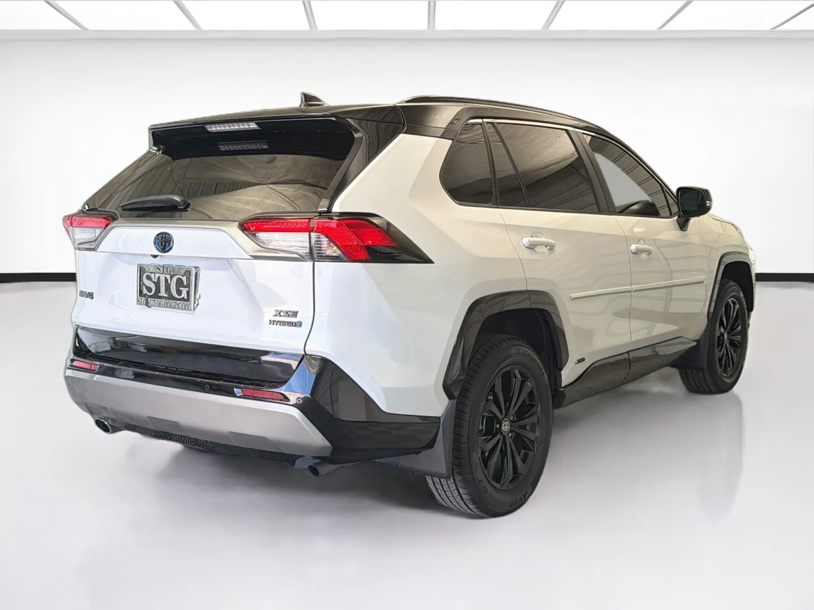 Toyota RAV4 photo 4