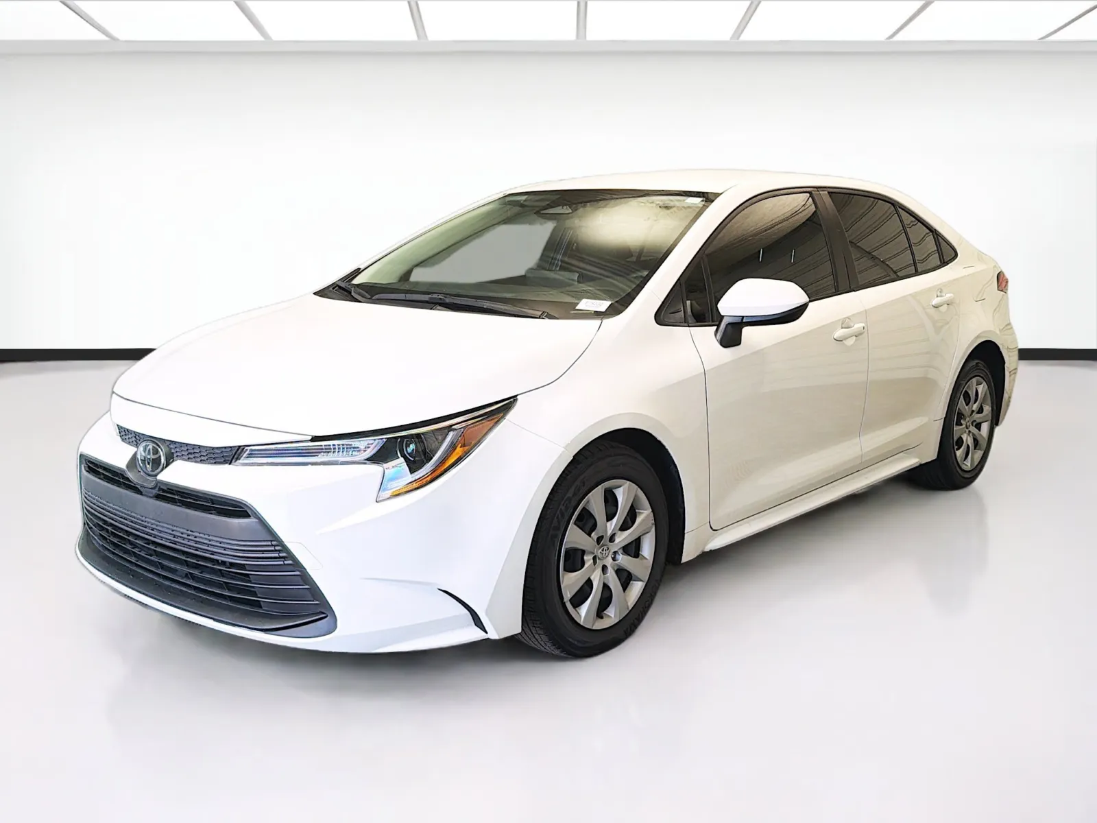 White 2024 Toyota Corolla LE for sale in Montclair, CA