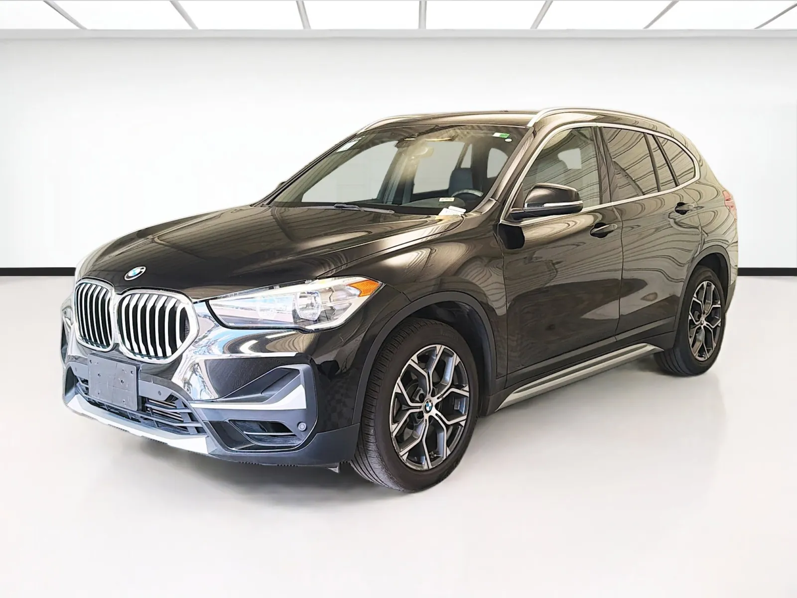 2020 BMW X1 sDrive28i's photo