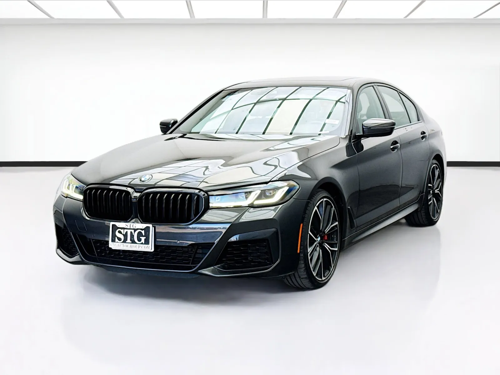 Gray 2023 BMW 5 Series 540i for sale in Montclair, CA