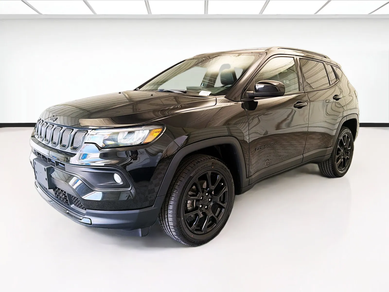 Black 2022 Jeep Compass Altitude for sale in Montclair, CA