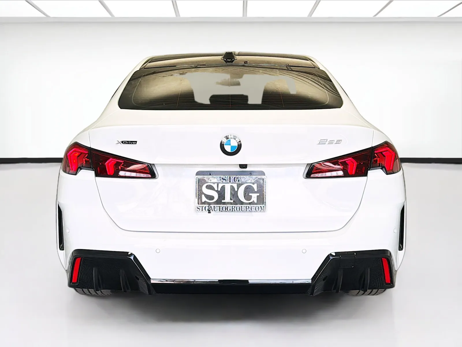 BMW 2 Series photo 5