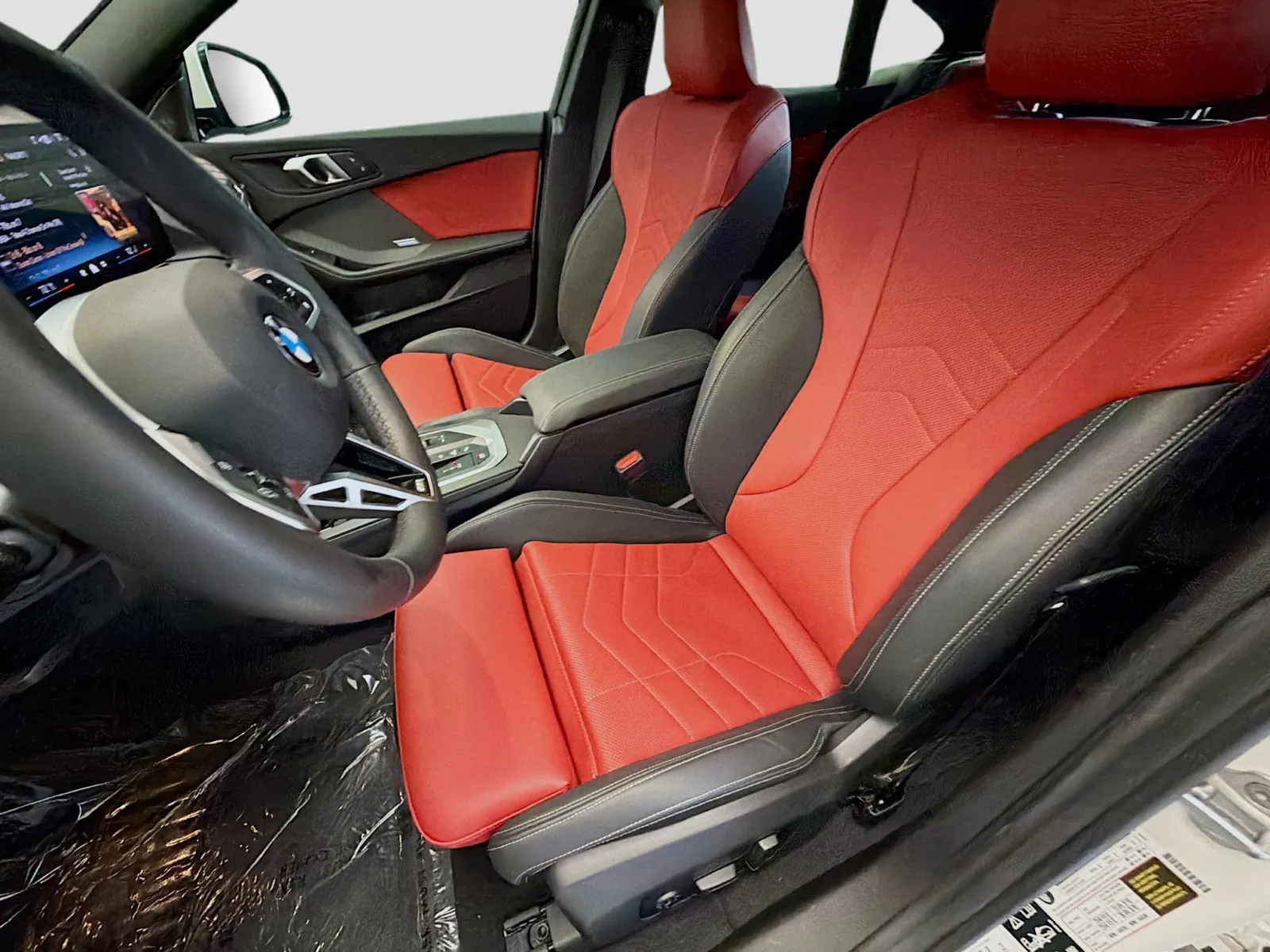 BMW 2 Series photo 11