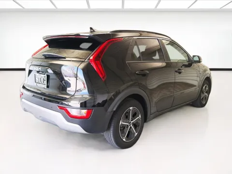 More photos of 2024 Kia Niro EX at STG Montclair, CA