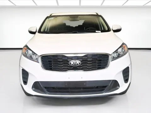 Photos of 2020 Kia Sorento LX for sale in Montclair, CA at STG Montclair