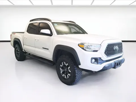 Another view of 2019 Toyota Tacoma TRD Off-Road V6 for sale in Montclair, CA at STG Montclair