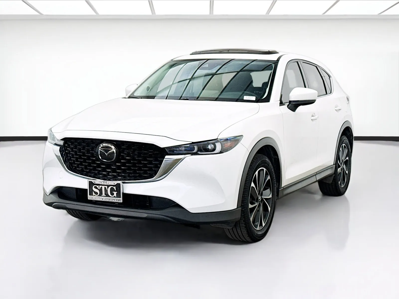 White 2023 Mazda CX-5 2.5 S Premium Plus Package for sale in Montclair, CA