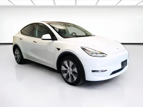 Another view of 2022 Tesla Model Y Long Range for sale in Montclair, CA at STG Montclair
