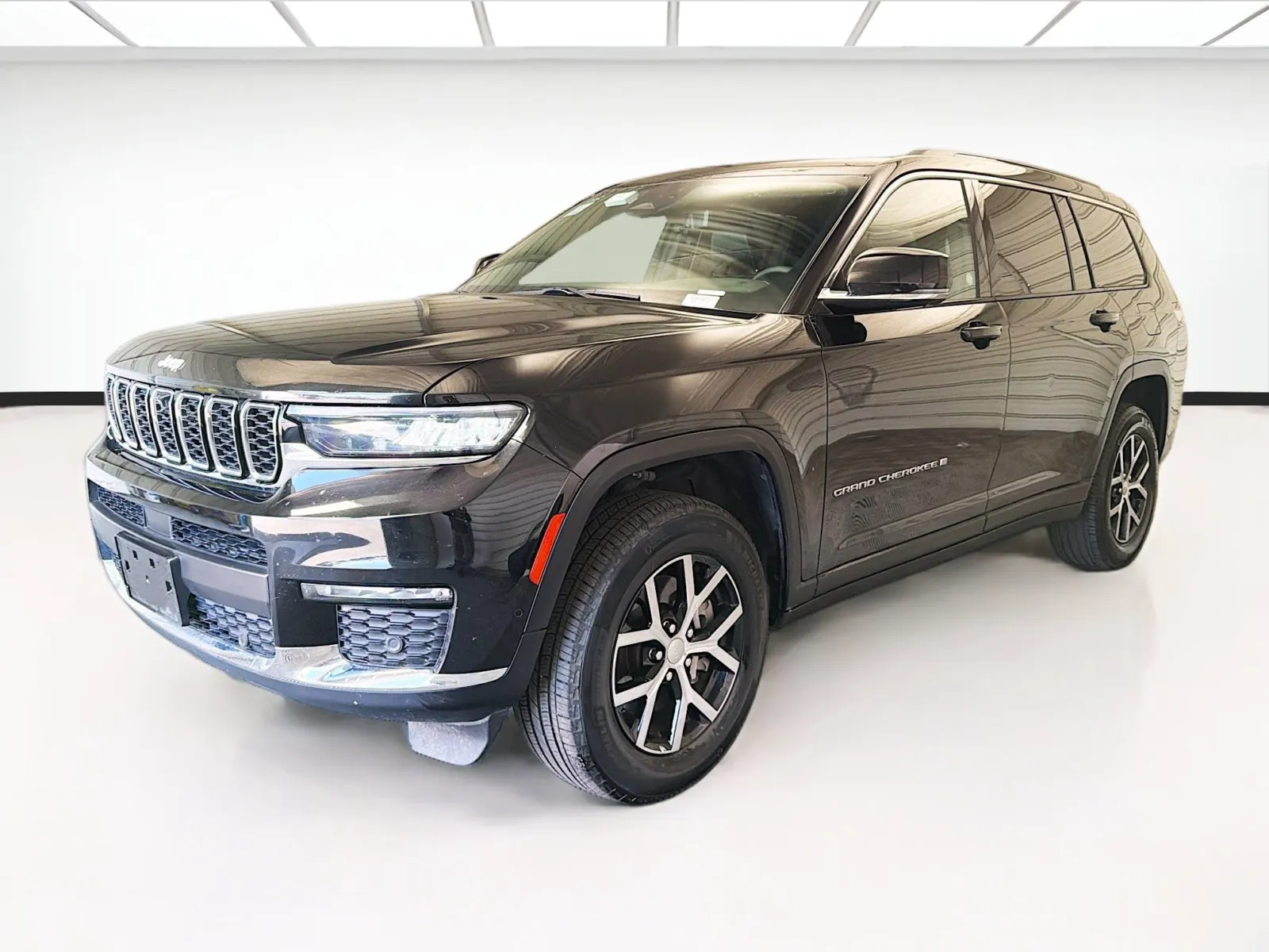 Black 2024 Jeep Grand Cherokee L Limited for sale in Montclair, CA
