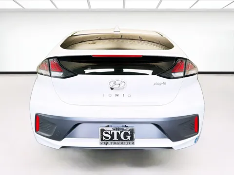 More photos of 2020 Hyundai Ioniq Plug-In Hybrid SE at STG Montclair, CA