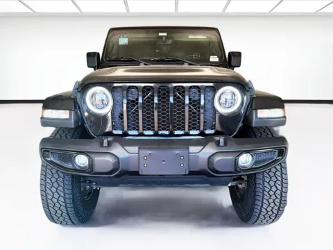 Photos of 2021 Jeep Gladiator Sport California Edition for sale in Montclair, CA at STG Montclair
