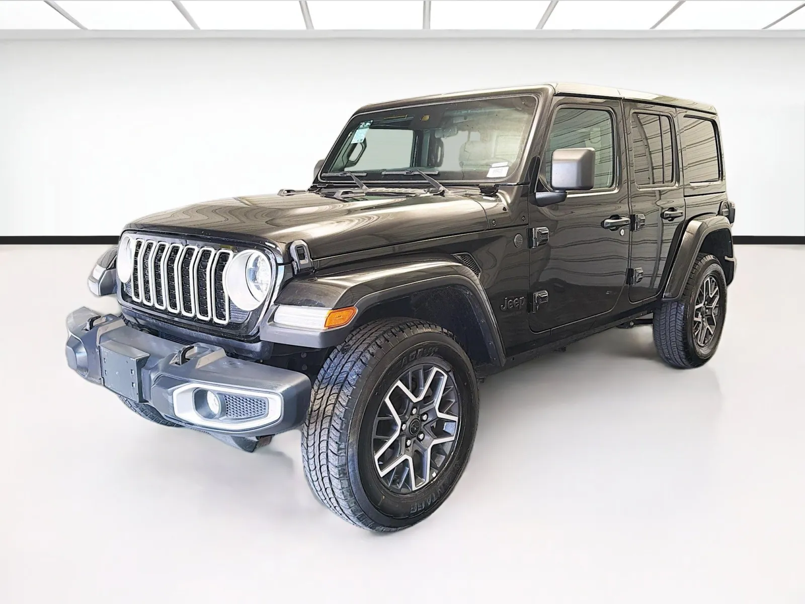 2025 Jeep Wrangler Sahara's photo