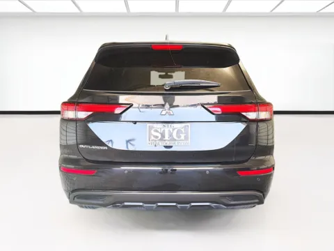 More photos of 2024 Mitsubishi Outlander ES at STG Montclair, CA