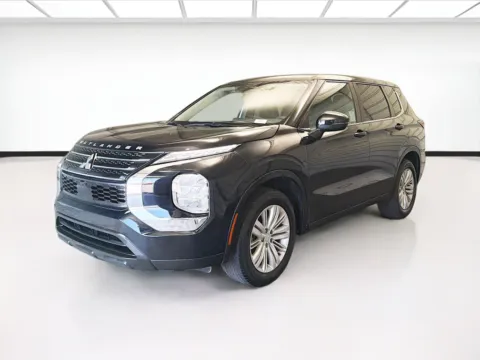 Black 2024 Mitsubishi Outlander ES for sale in Montclair, CA