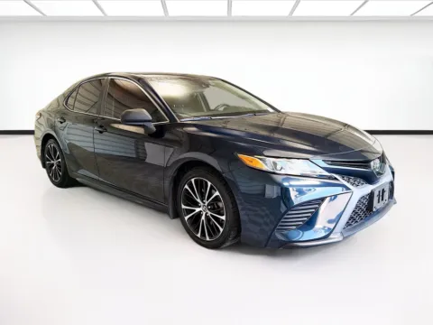 Another view of 2019 Toyota Camry SE for sale in Montclair, CA at STG Montclair