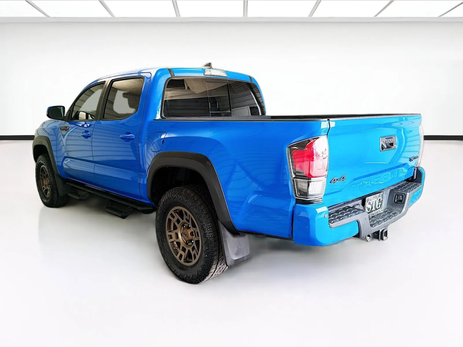 Toyota Tacoma photo 6