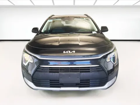 Photos of 2024 Kia Niro EX for sale in Montclair, CA at STG Montclair