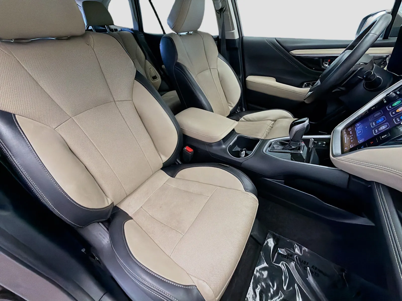 Subaru Outback photo 14