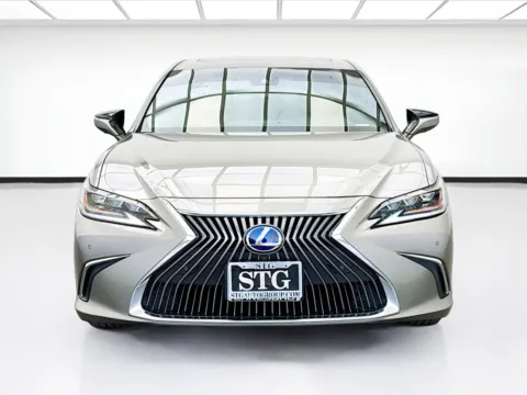 Photos of 2021 Lexus ES 300h Luxury for sale in Montclair, CA at STG Montclair