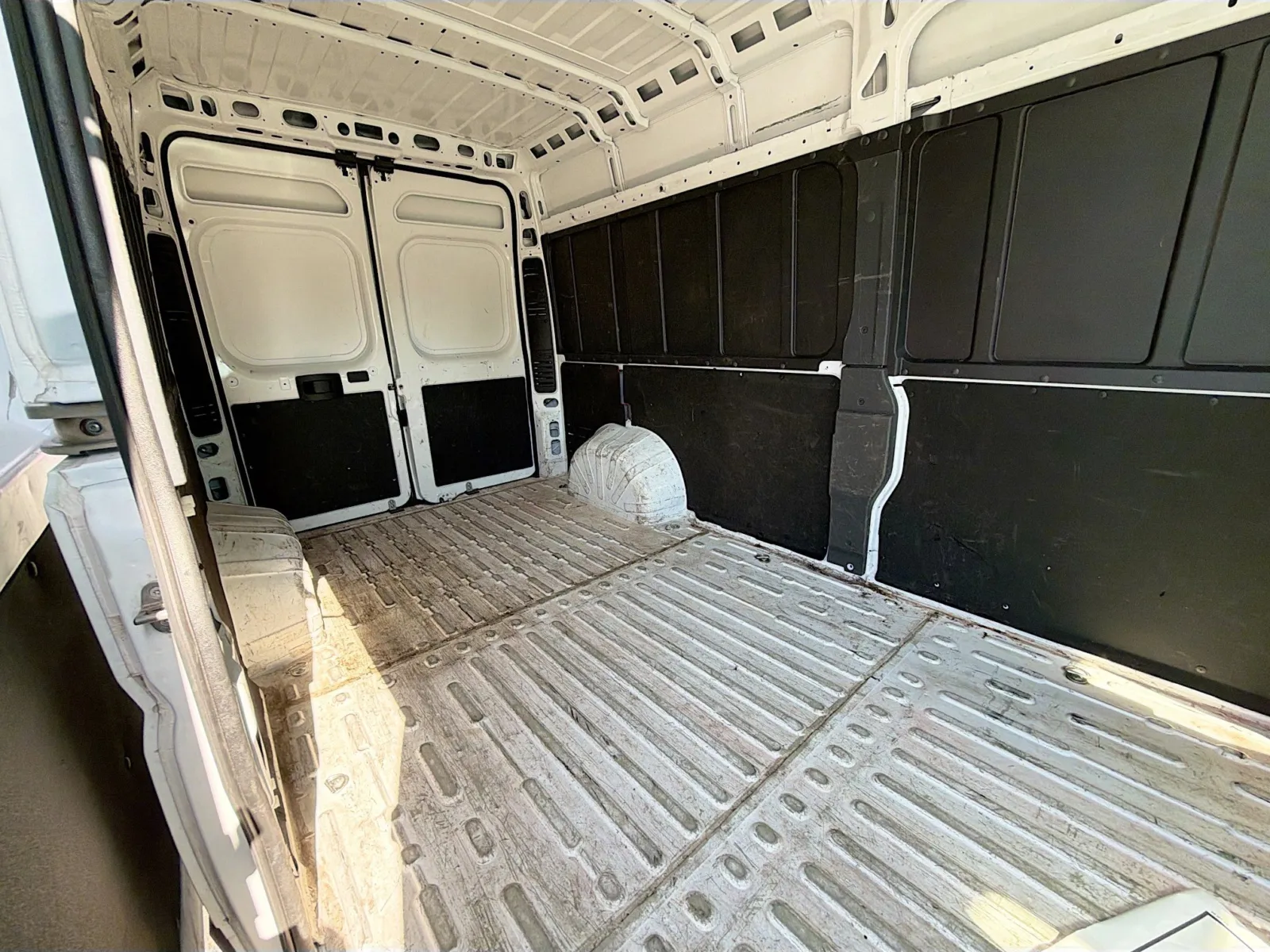 Ram ProMaster 2500 photo 12