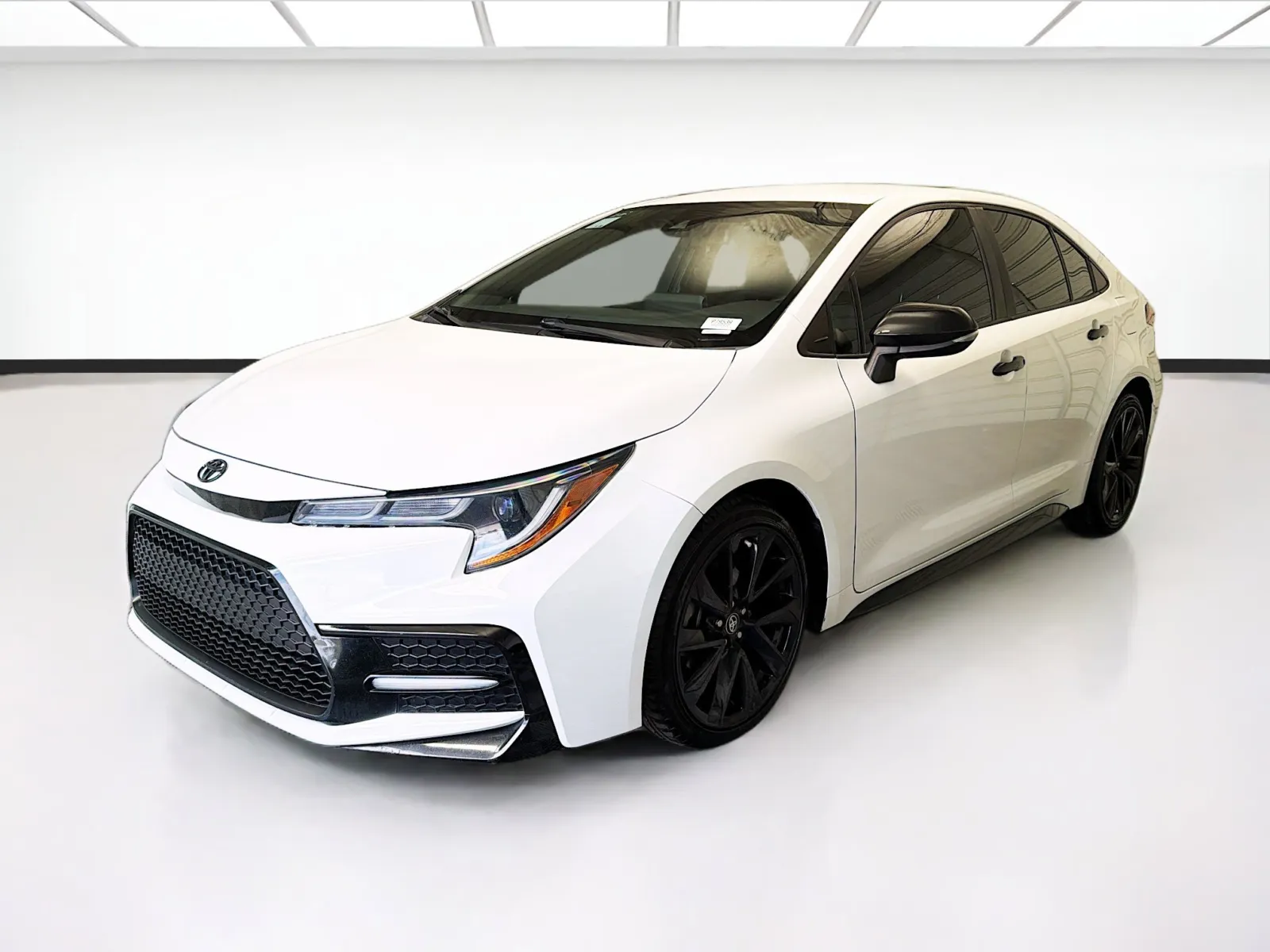 White 2022 Toyota Corolla SE Nightshade for sale in Montclair, CA