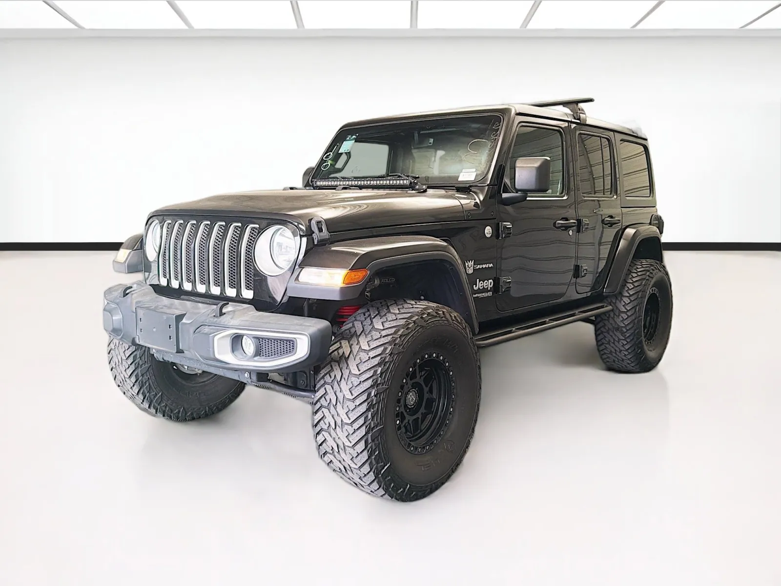 Black 2019 Jeep Wrangler Unlimited Sahara for sale in Montclair, CA