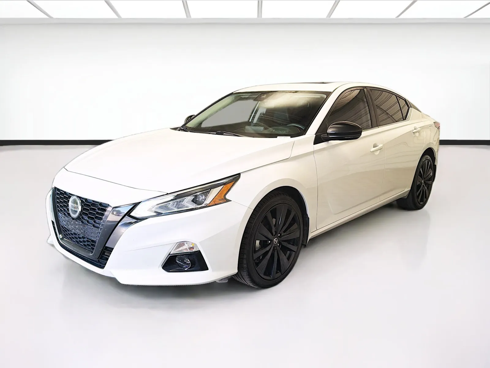2022 Nissan Altima 2.5 SR AWD's photo