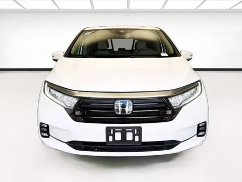 Photos of 2022 Honda Odyssey Touring for sale in Montclair, CA at STG Montclair