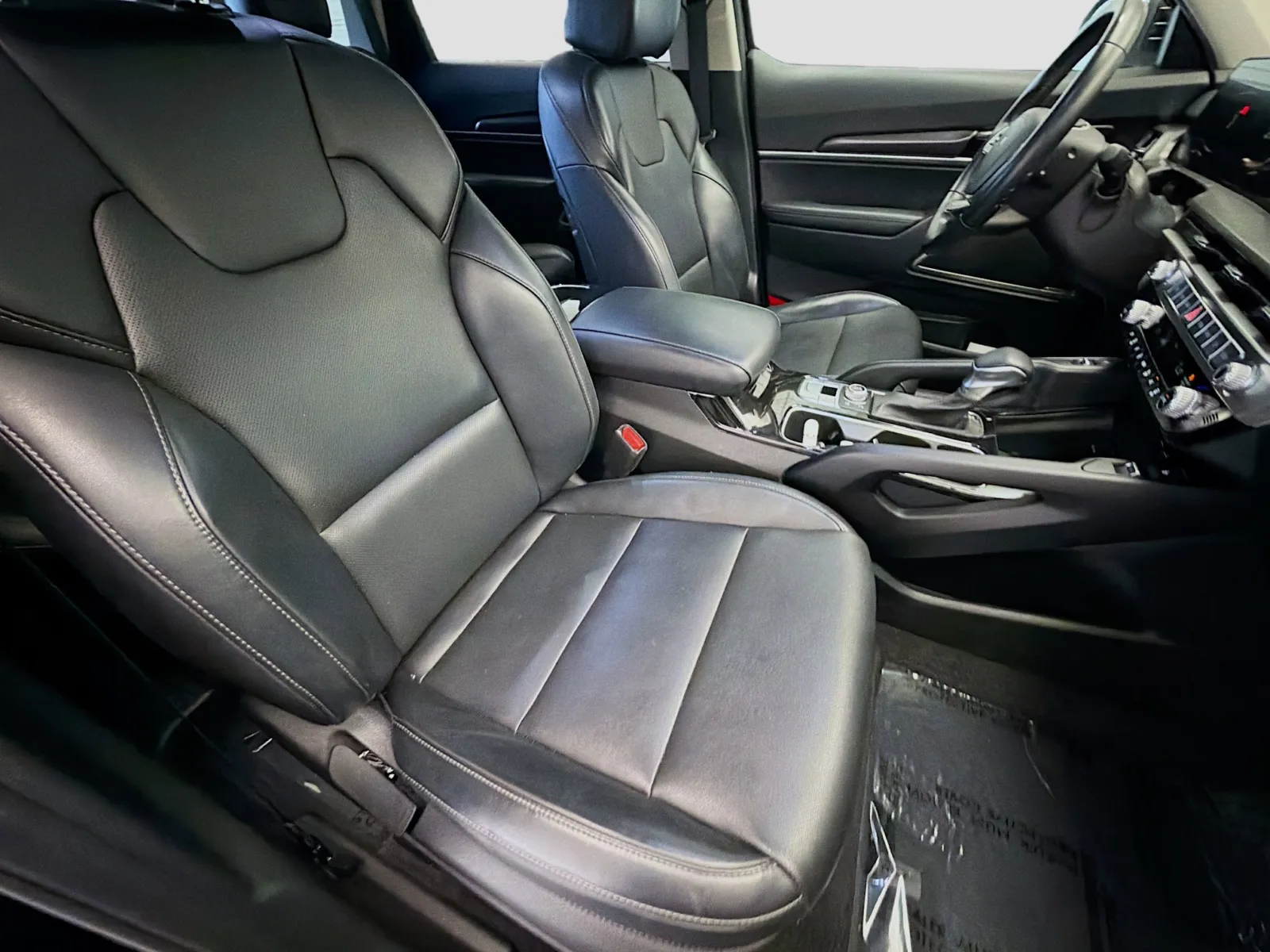 Kia Telluride photo 15