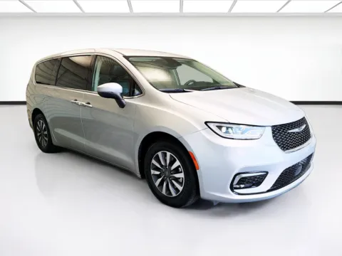 Another view of 2023 Chrysler Pacifica Hybrid Touring L for sale in Montclair, CA at STG Montclair