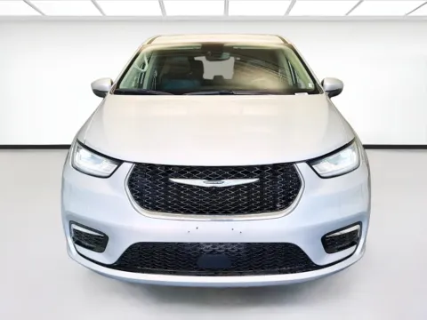 Photos of 2023 Chrysler Pacifica Hybrid Touring L for sale in Montclair, CA at STG Montclair