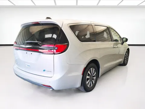 More photos of 2023 Chrysler Pacifica Hybrid Touring L at STG Montclair, CA
