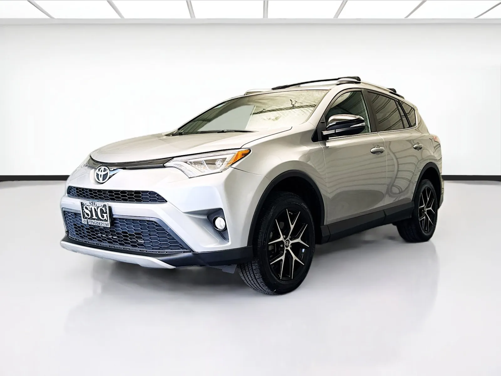 Silver 2016 Toyota RAV4 SE for sale in Montclair, CA