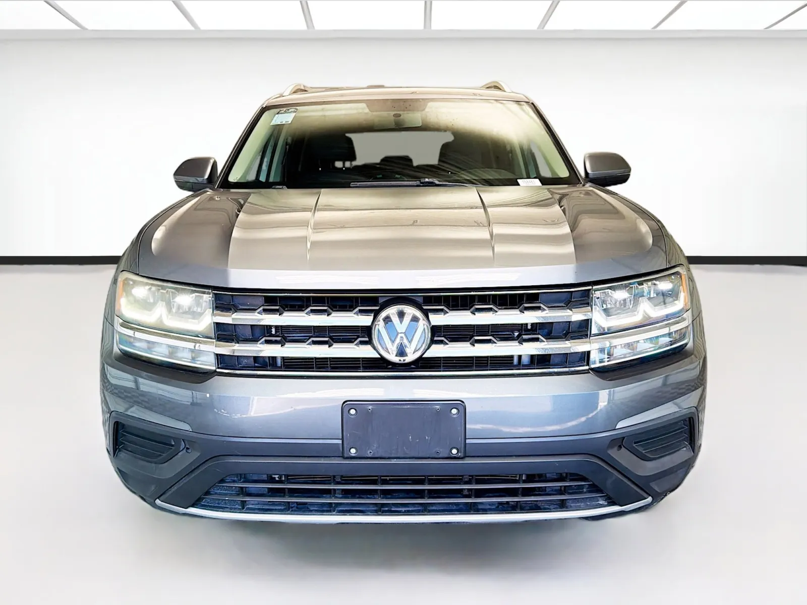 Volkswagen Atlas photo 2
