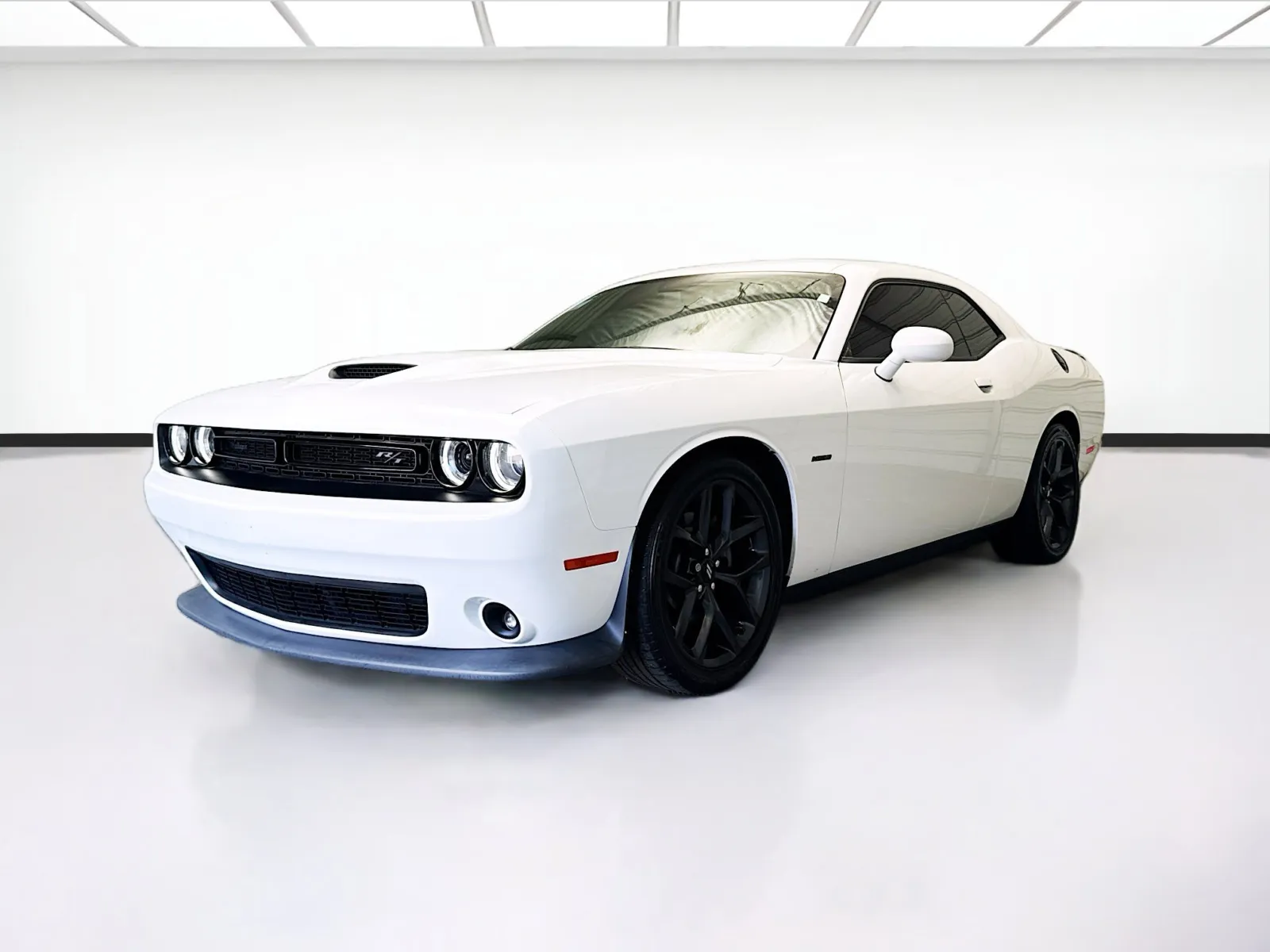2019 Dodge Challenger R/T's photo