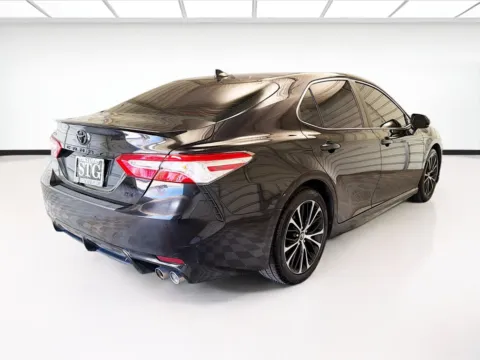 More photos of 2020 Toyota Camry SE at STG Montclair, CA