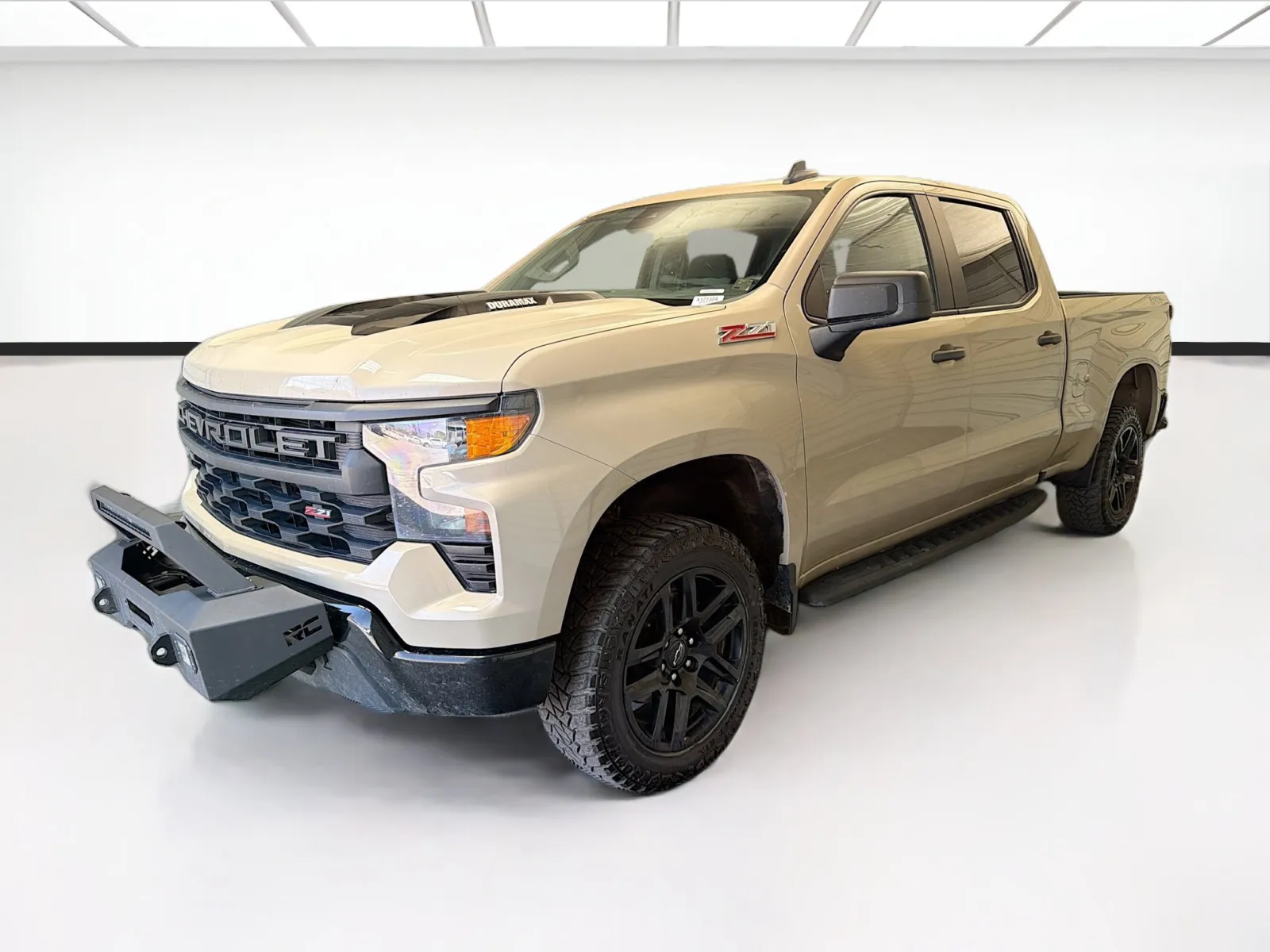 Beige 2022 Chevrolet Silverado 1500 Custom Trail Boss for sale in Montclair, CA