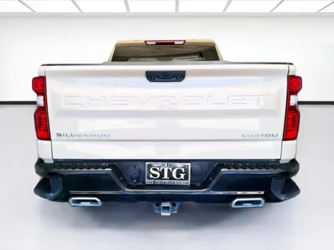 More photos of 2022 Chevrolet Silverado 1500 Custom Trail Boss at STG Montclair, CA