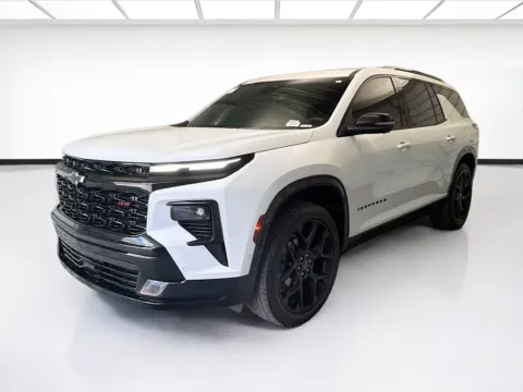 White 2024 Chevrolet Traverse RS for sale in Montclair, CA