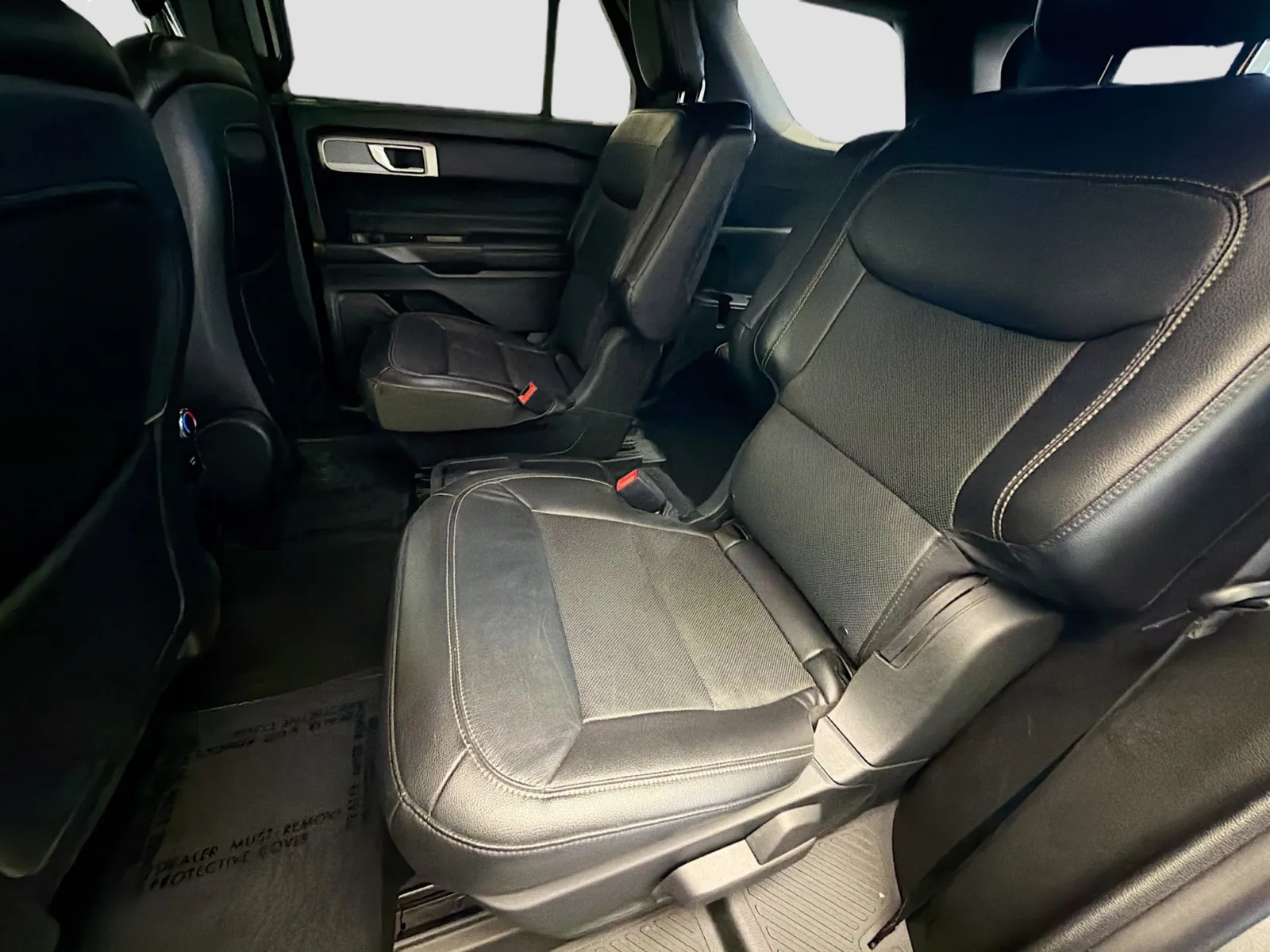 Ford Explorer photo 14