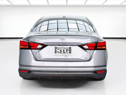 More photos of 2021 Nissan Altima 2.5 SV at STG Montclair, CA
