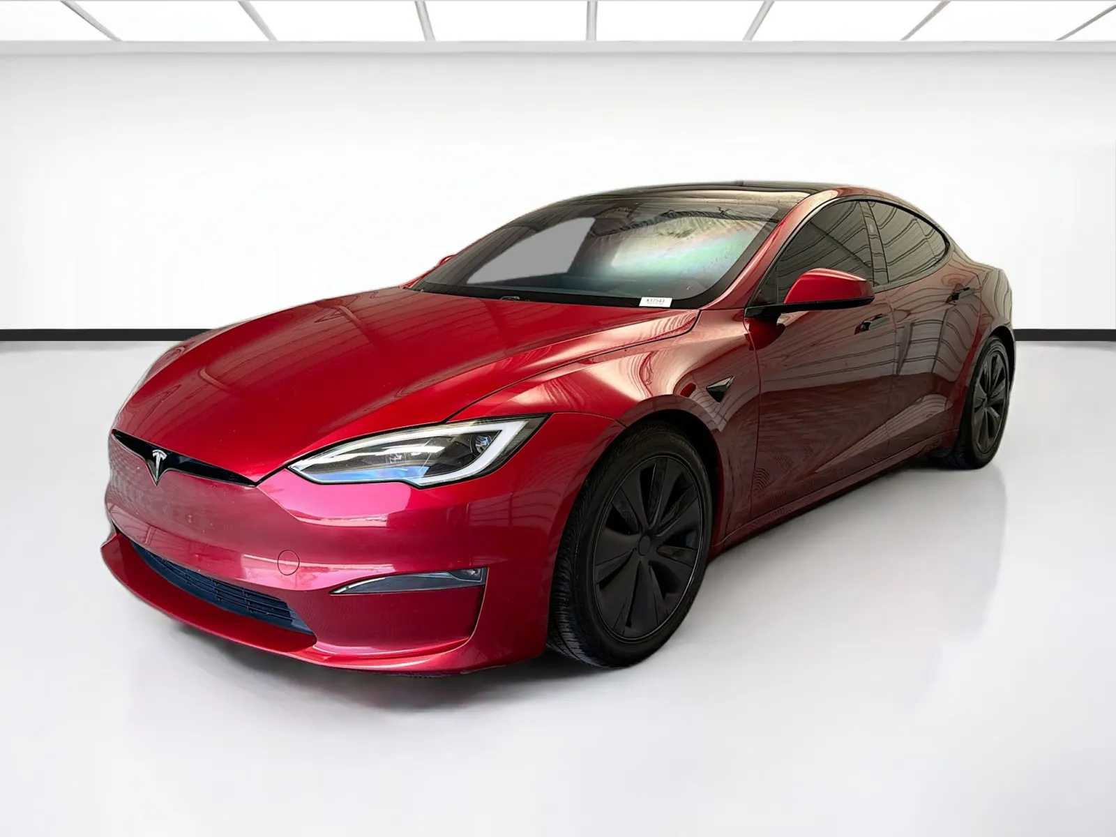 2023 Tesla Model S Standard Range's photo